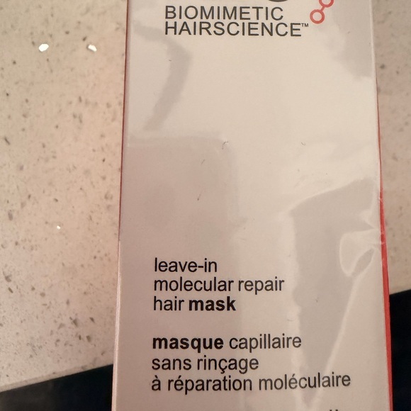 K18 Biomimetic Hairscience Leave-In Molecular Repair Hair Mask - White - Picture 5 of 5